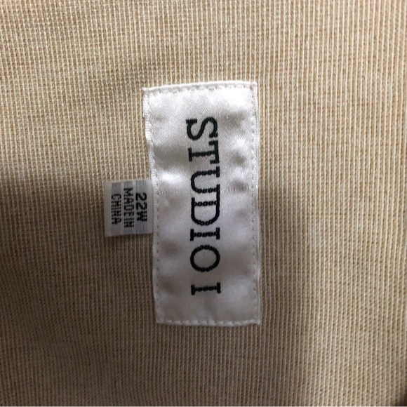 🌸Have an event to attend? Classy studio one dress - Picture 9 of 10